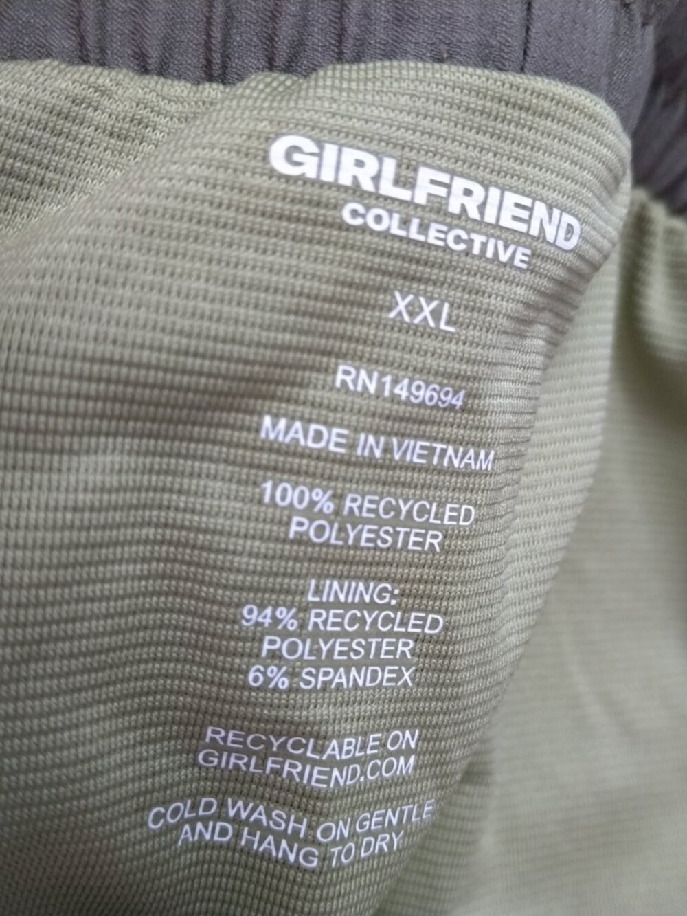 Girlfriend Collective Green Shorts With Liner Size XXL Pull On Drawstring Casual - Picture 7 of 7